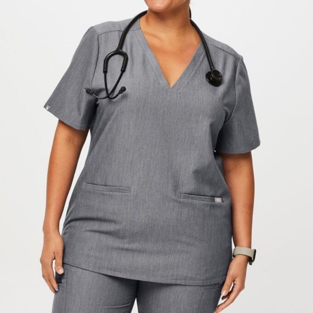Figs Casma three pocket scrub top Graphite Size XXL Like Excellent Condition - Picture 2 of 10